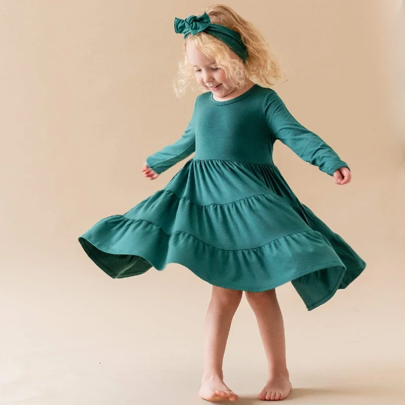 Huge Price Cut Classic Appeal Long Sleeve Tiered Dress in Emerald