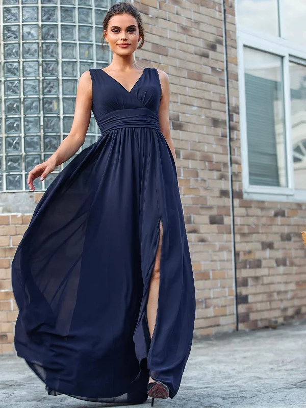 New Season Fashion Preview Flowy Fabric Navy Blue Chiffon Bridesmaid Dress V-Neck Sleeveless